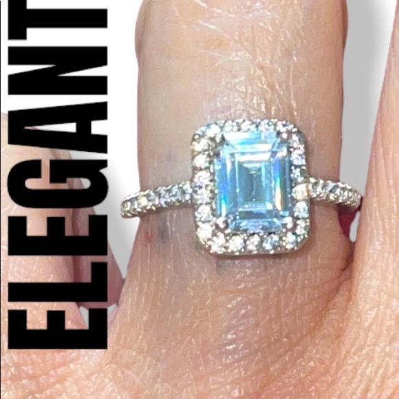 Beautiful Cushion Halo Cut 2.8ct Lab created .925 size 8